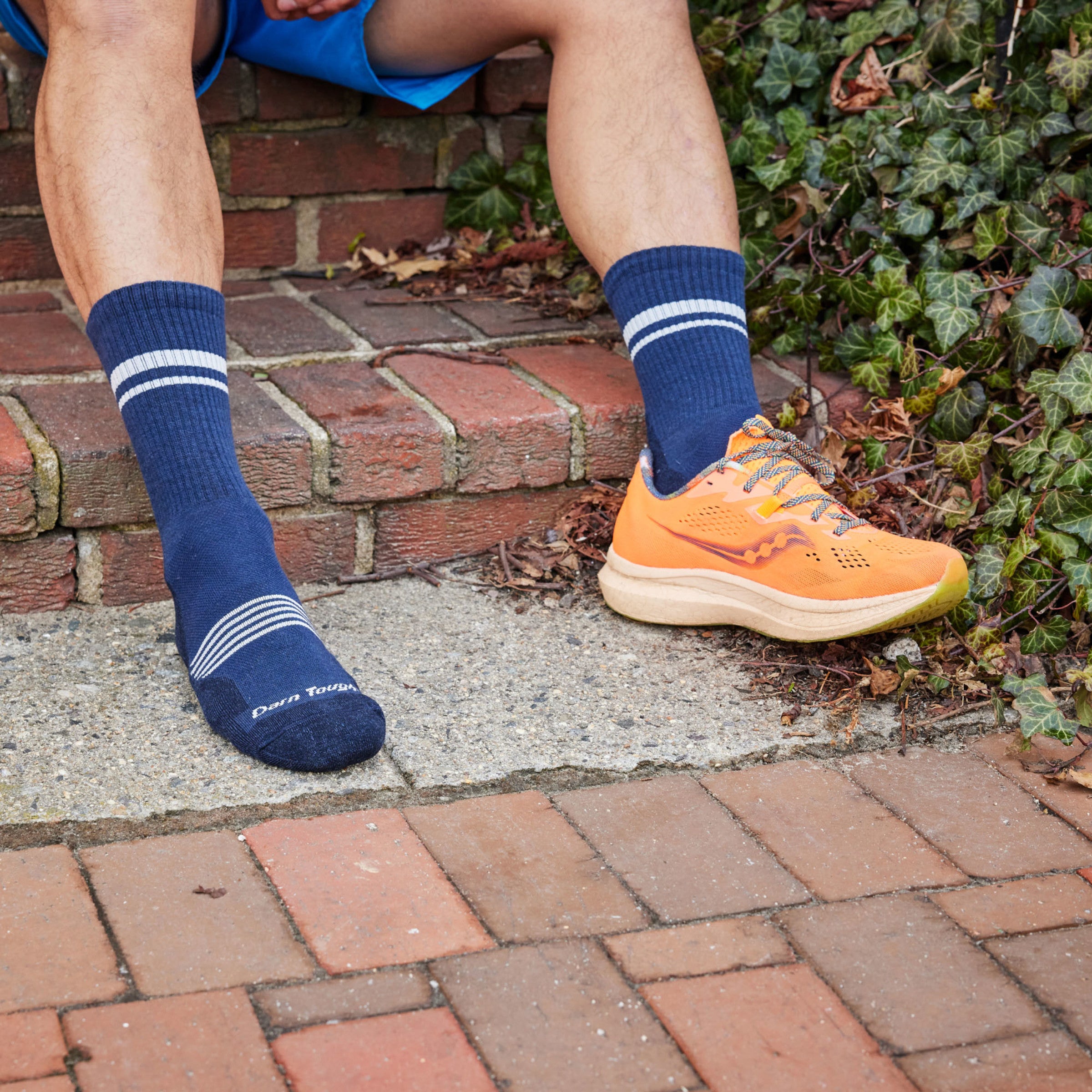 Men's Element Micro Crew Lightweight Running Socks - Image 8