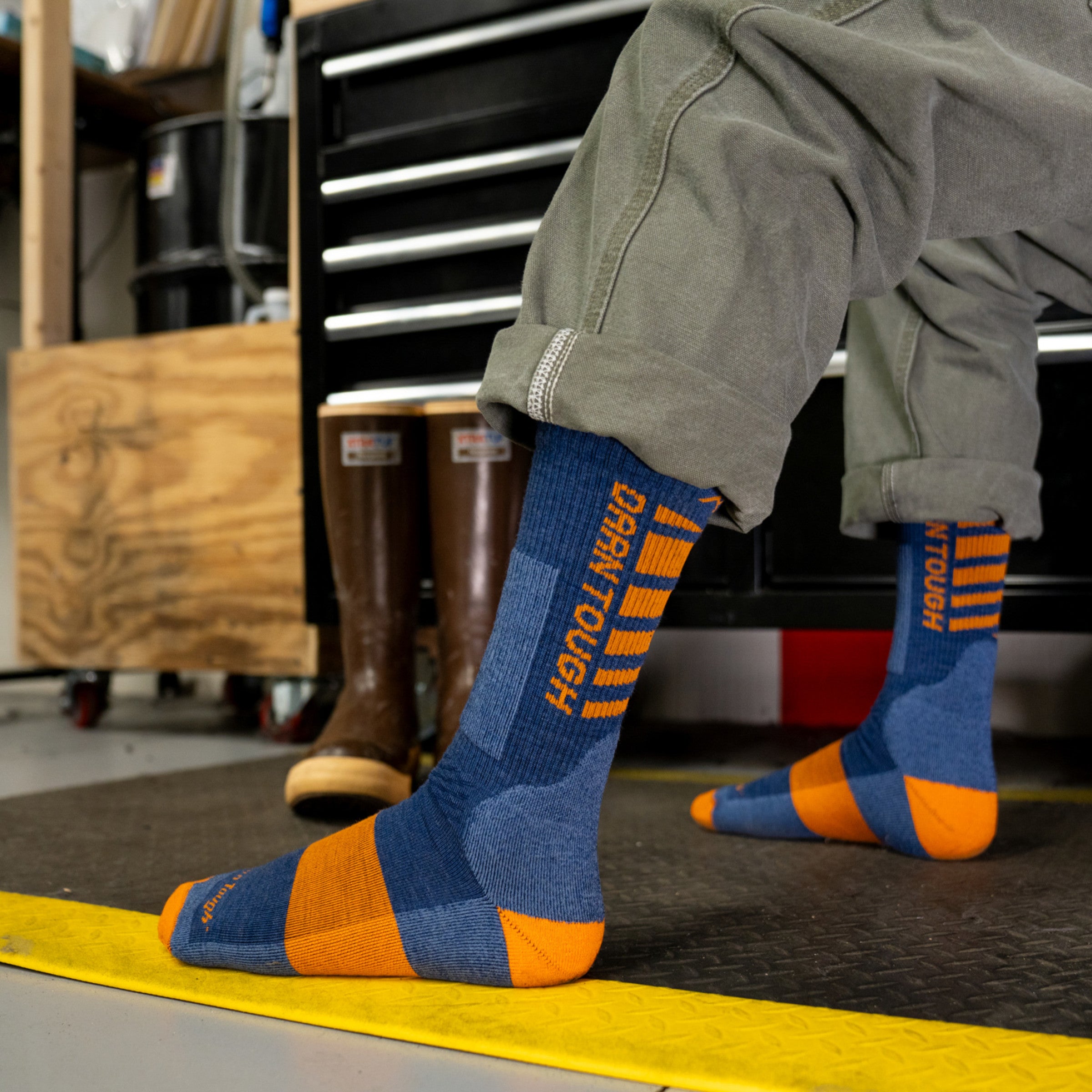 Men's Backbone Boot Midweight Work Sock - Image 5