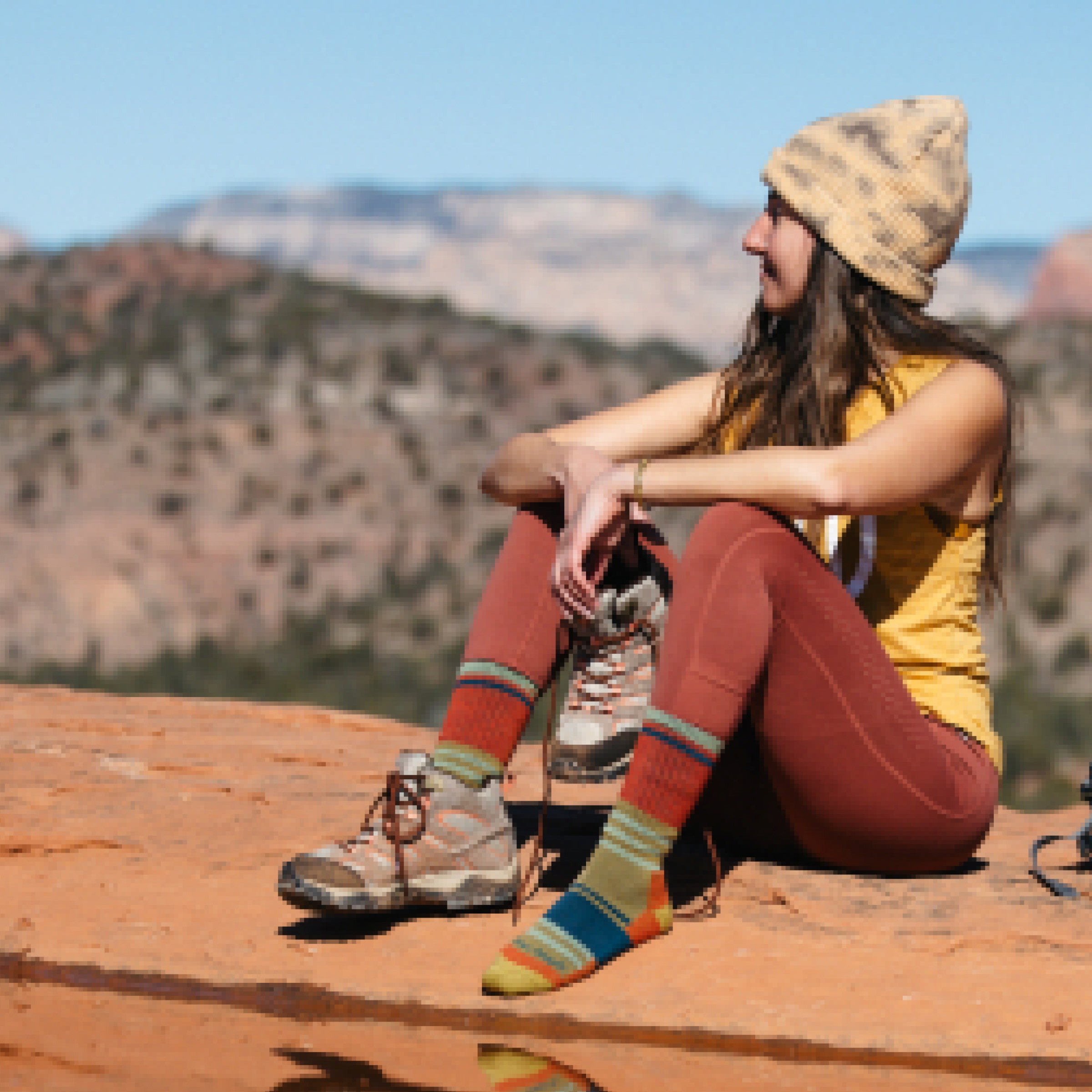 Women's Her Spur Boot Lightweight Hiking Socks - Image 5