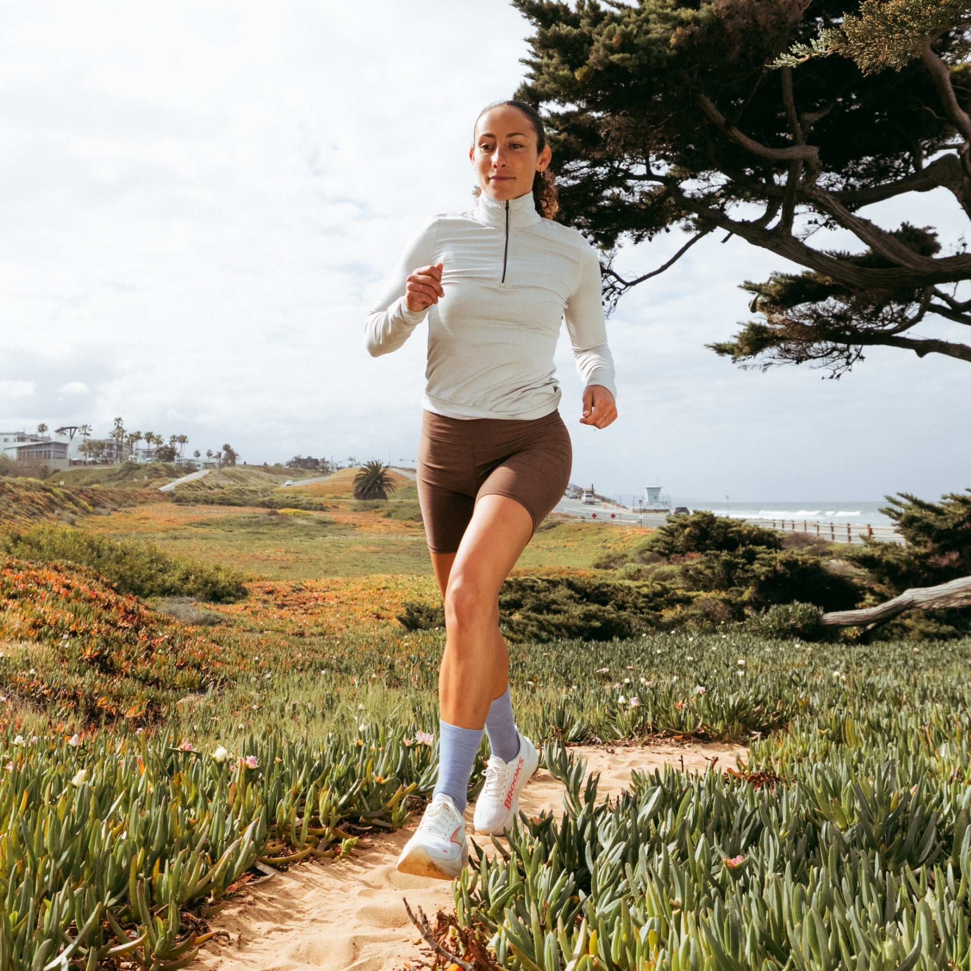 Women's Run Micro Crew Ultra-Lightweight Running Socks - Image 10